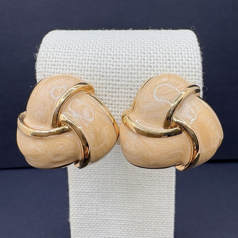 Vintage Napier Cream Beige Enamel Knot Clip On Earrings Gold Tone Classic